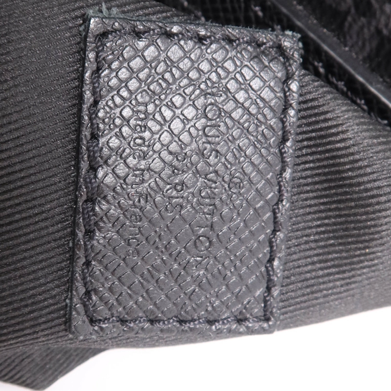 LOUIS VUITTON Taigarama Duo Slingbag銀扣肩背袋-11