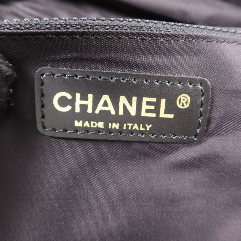 CHANEL 尼龍Carry Bag銀扣手挽袋-15