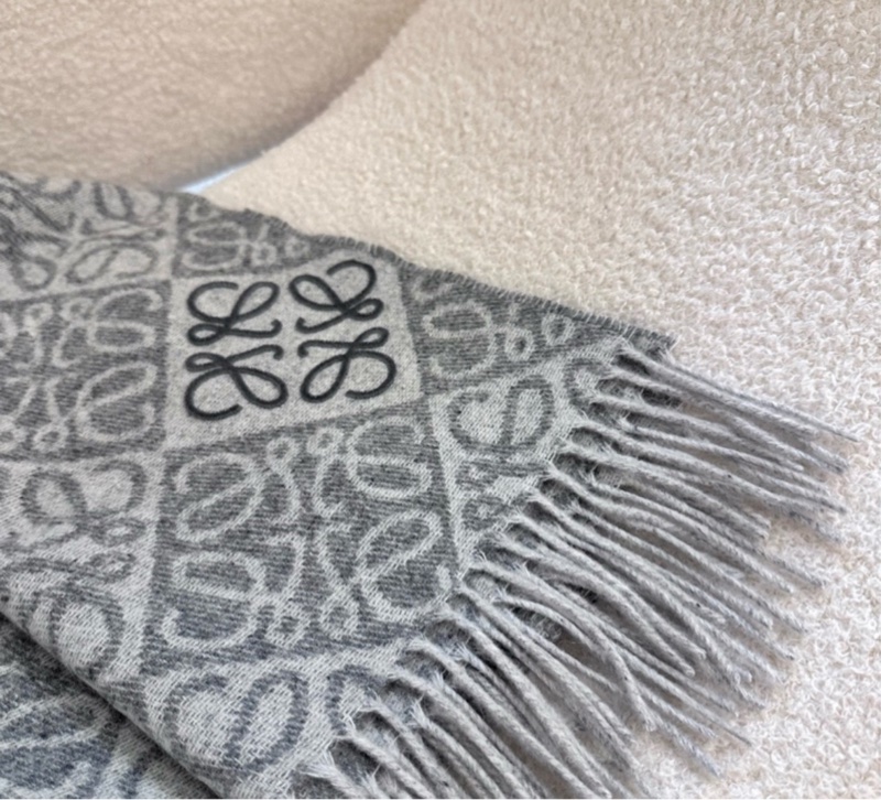【全🆕】 LOEWE Anagram scarf 羊絨羊毛圍巾 淺灰色-3