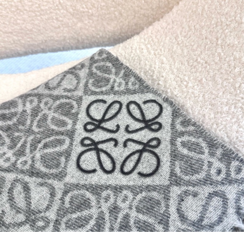 【全🆕】 LOEWE Anagram scarf 羊絨羊毛圍巾 淺灰色-4