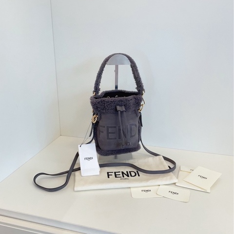 【閒置品🆕】Fendi Mon Tresor灰色泰迪羊羔毛毛兩用小水桶包 手提單肩包