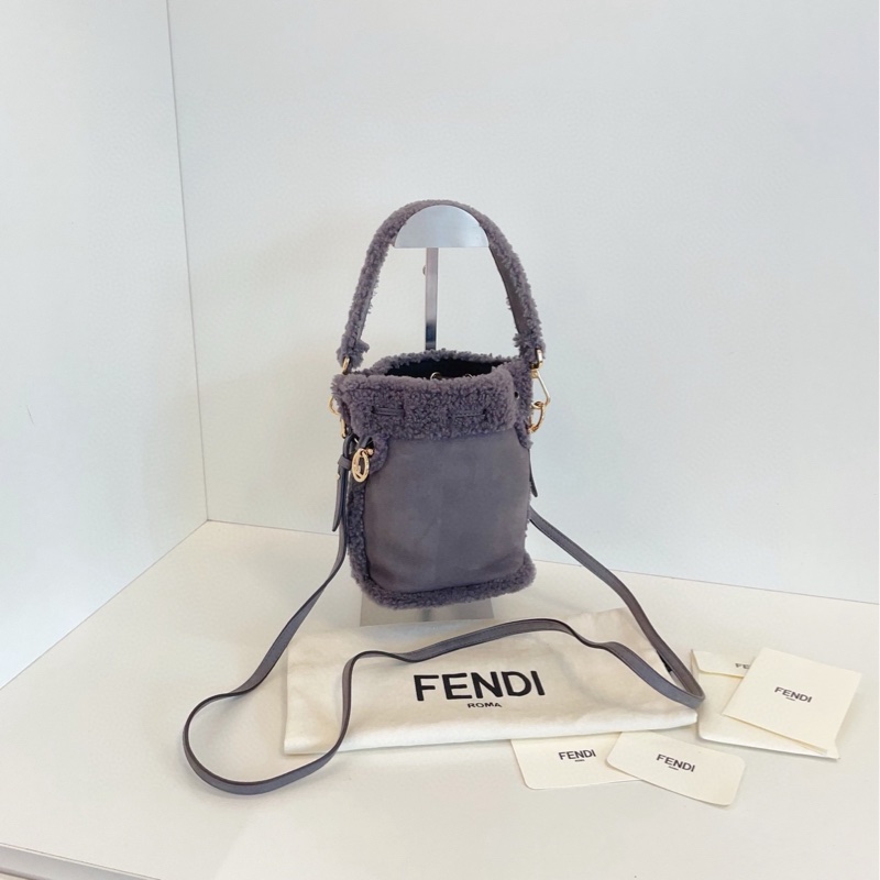 【閒置品🆕】Fendi Mon Tresor灰色泰迪羊羔毛毛兩用小水桶包 手提單肩包-1