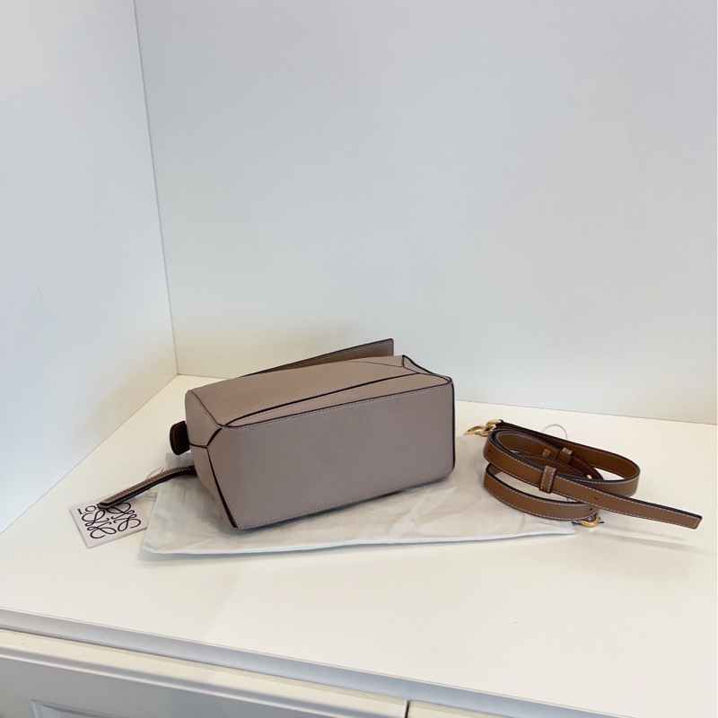 【99新🆕】Loewe Puzzle百變幾何包 沙色小號手提包 斜挎包 單肩包-4