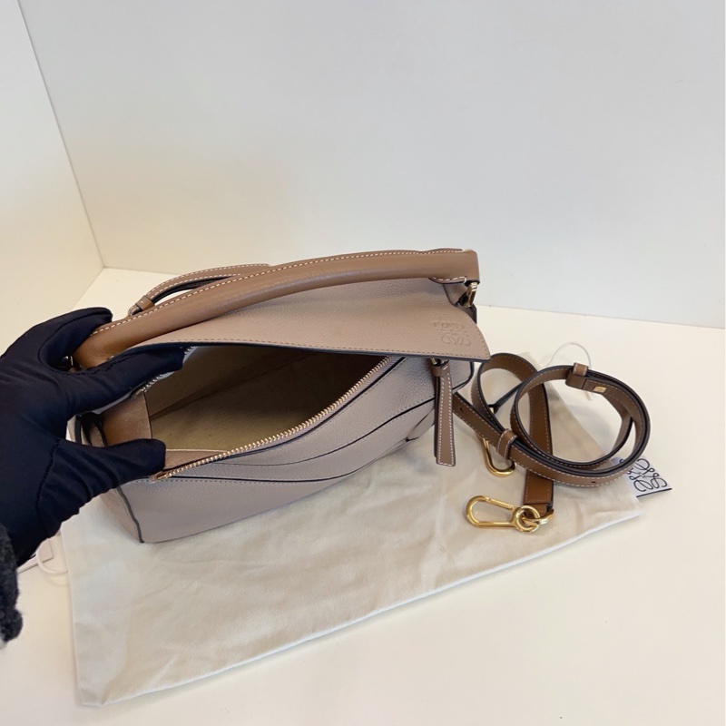 【99新🆕】Loewe Puzzle百變幾何包 沙色小號手提包 斜挎包 單肩包-7