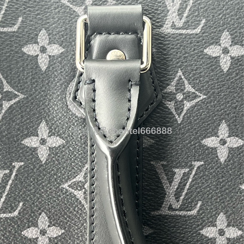 💗香緹國際精品💗 LV Sac plat 黑武士 琴譜包-5