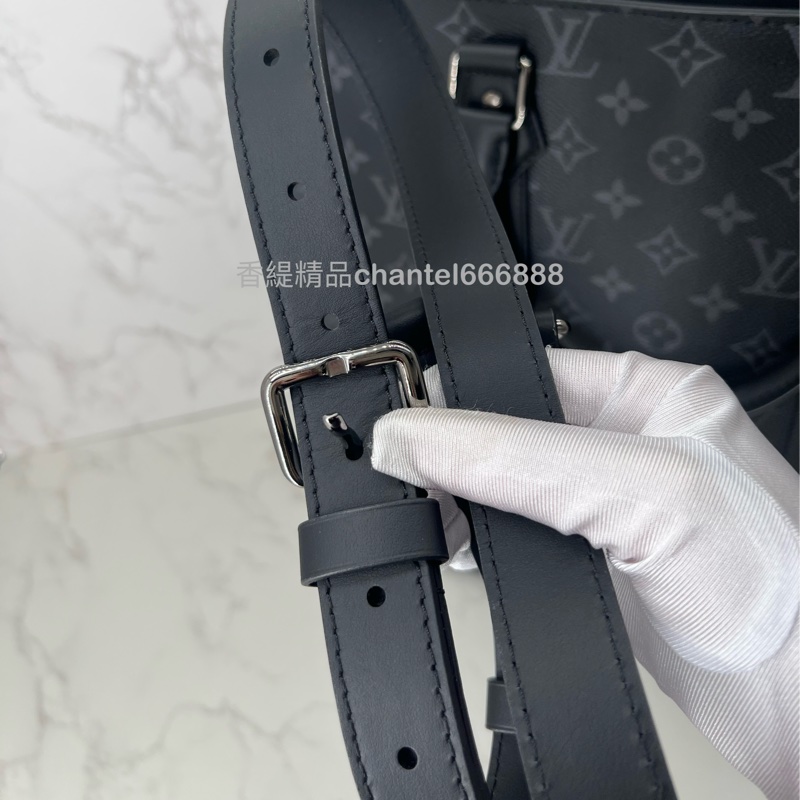 💗香緹國際精品💗 LV Sac plat 黑武士 琴譜包-14