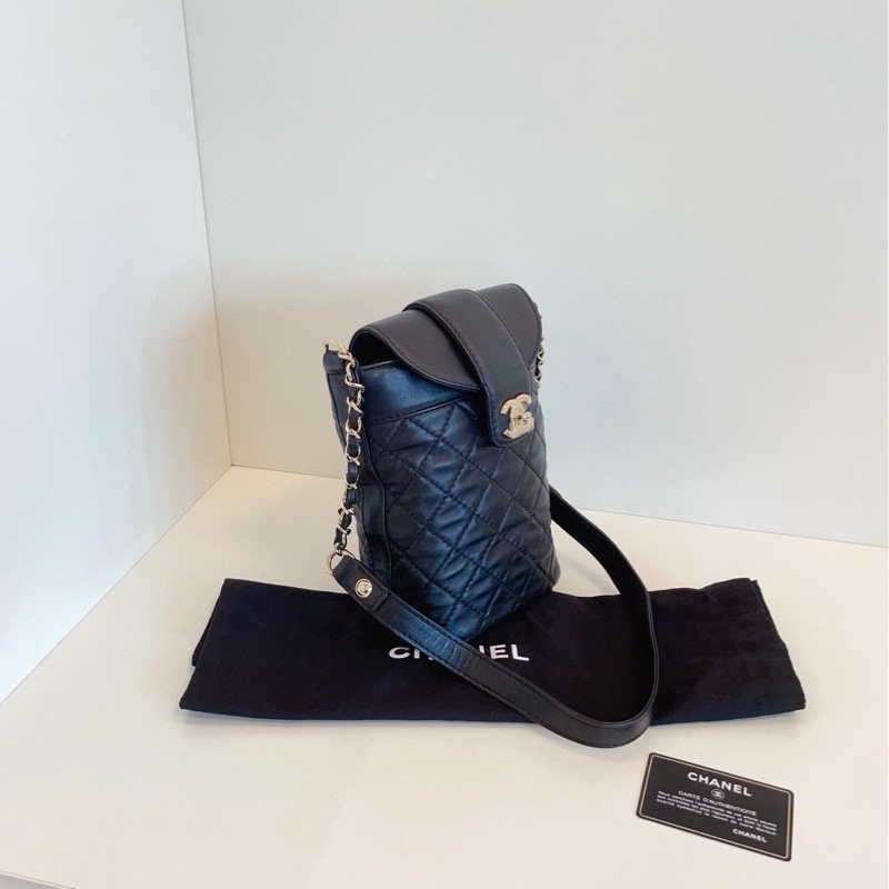 【98新以上未使用品🆕】Chanel 黑金 牛皮 水桶 薯條單肩斜挎包-2