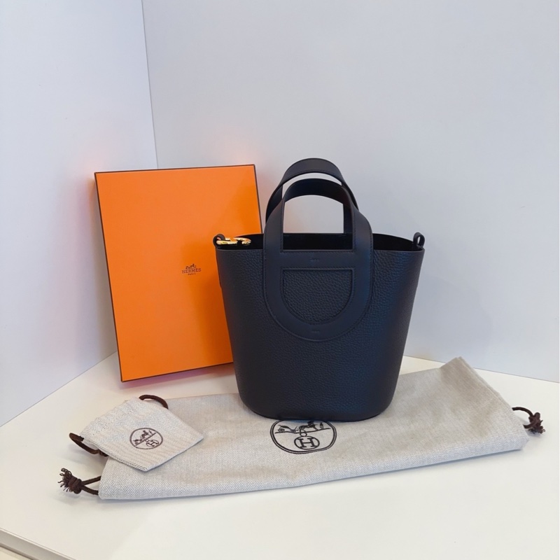【閒置🆕】Hermes in the loop黑色 金扣 豬鼻子菜籃子手提包-1