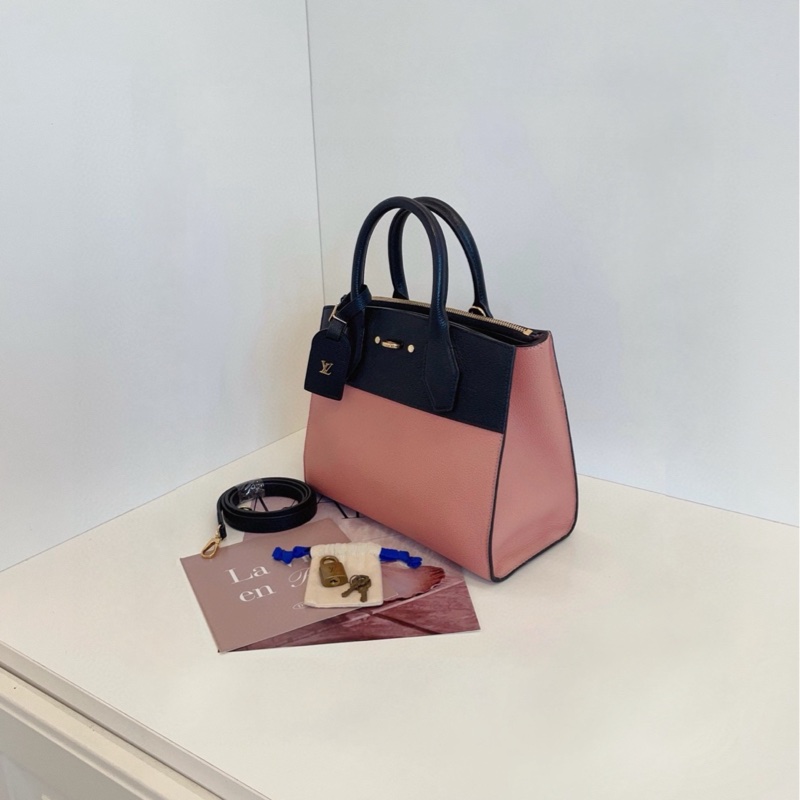 【98新🆕】LV City Steamer木蘭粉拼黑色鎖頭包 小號手提包-3