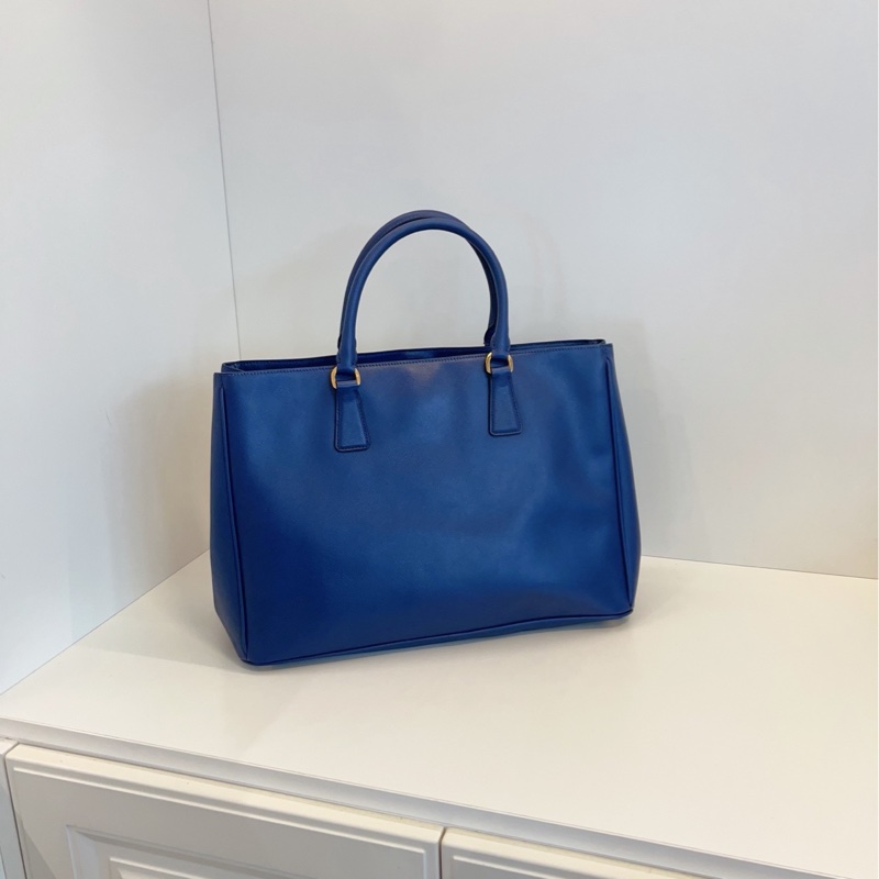 【98新🆕】Prada 藍金 十字紋牛皮殺手包 手提款 大經典一枚-1