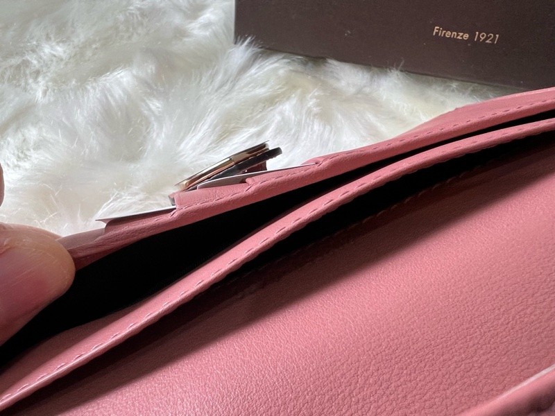 Gucci愛心金釦滿版壓紋長夾(全新收藏品)-5