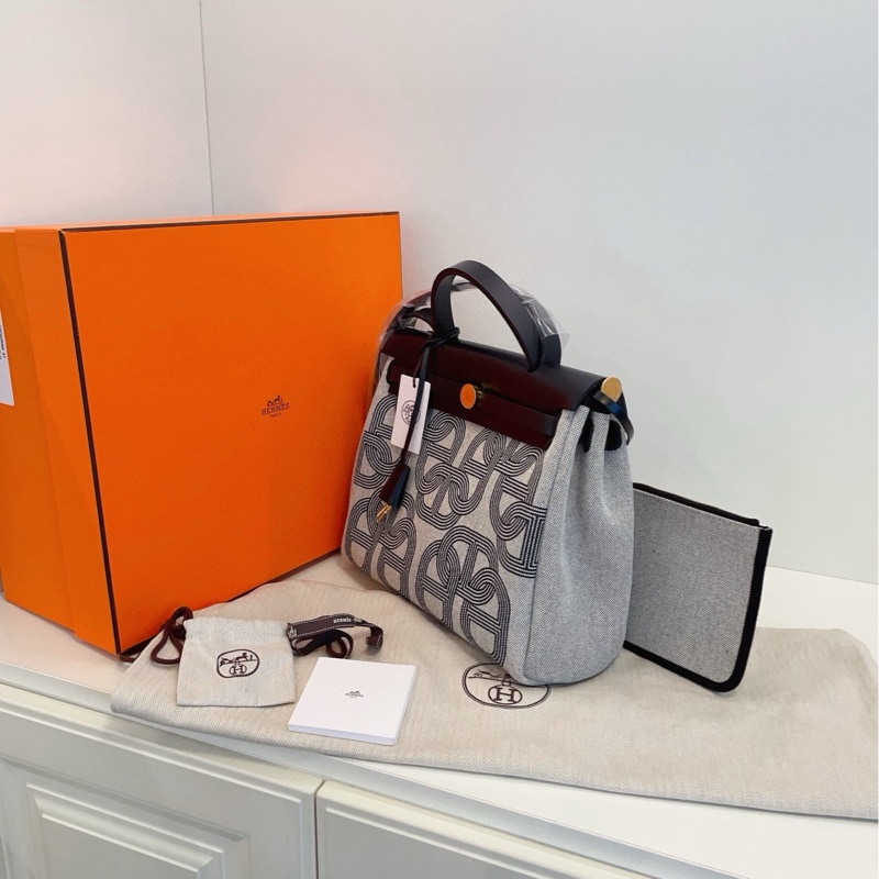 【閒置新🆕】Hermes 限定款 黑金 herbag31 黑色賽道/豬鼻子手提包 斜挎包 單肩包-2