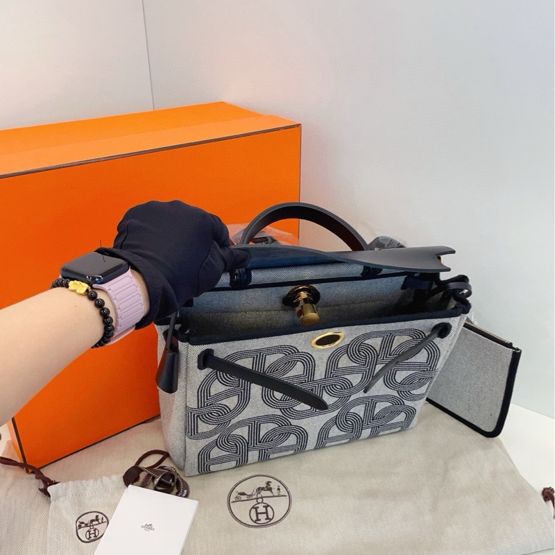 【閒置新🆕】Hermes 限定款 黑金 herbag31 黑色賽道/豬鼻子手提包 斜挎包 單肩包-6