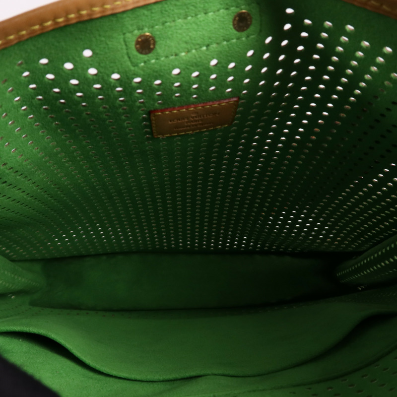 LOUIS VUITTON Monogram Perfo Musette金扣肩背袋-12