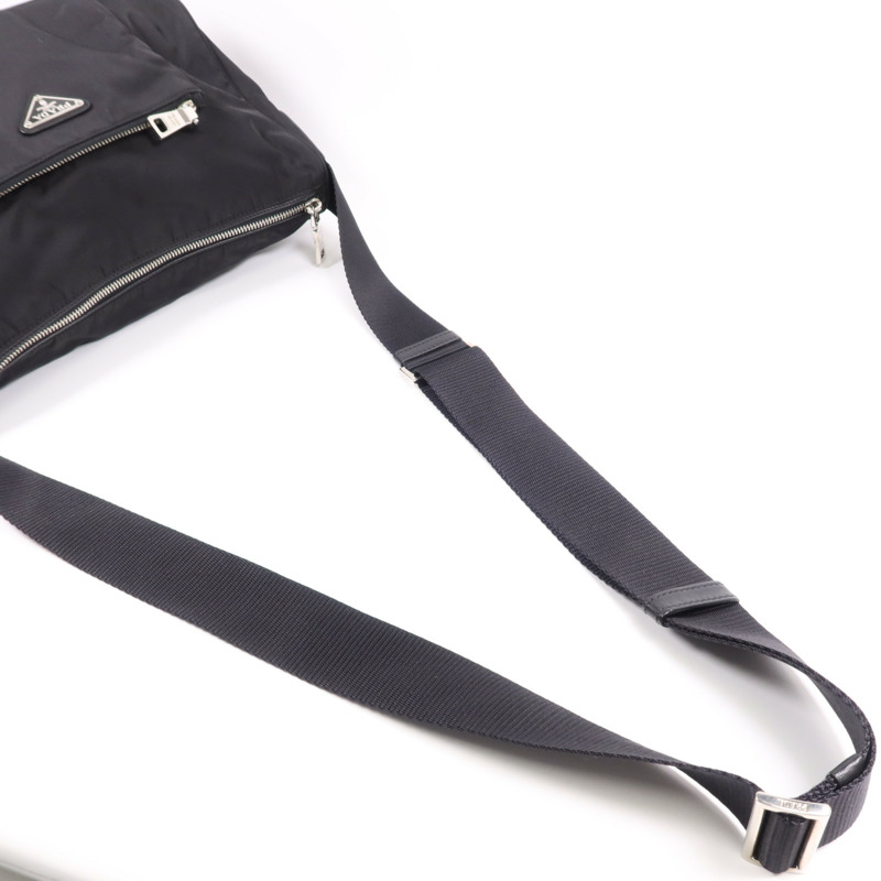 PRADA 尼龍Shoulder Bag銀扣肩背袋-9