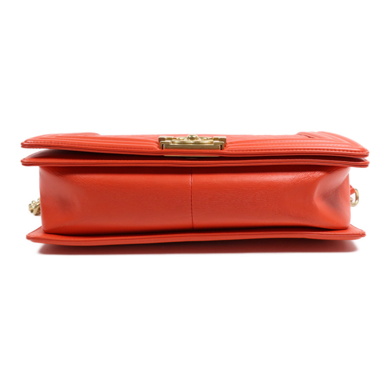 CHANEL 牛皮皮革Boy 28金扣鏈帶肩背袋-3