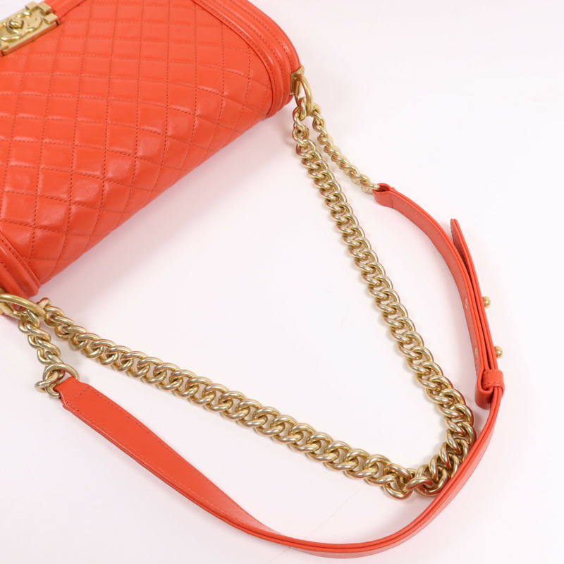 CHANEL 牛皮皮革Boy 28金扣鏈帶肩背袋-5