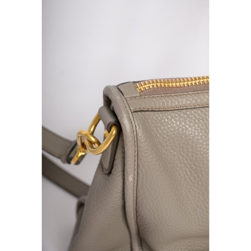 PRADA普拉達Vitello駝色皮革拉鍊托特包-6