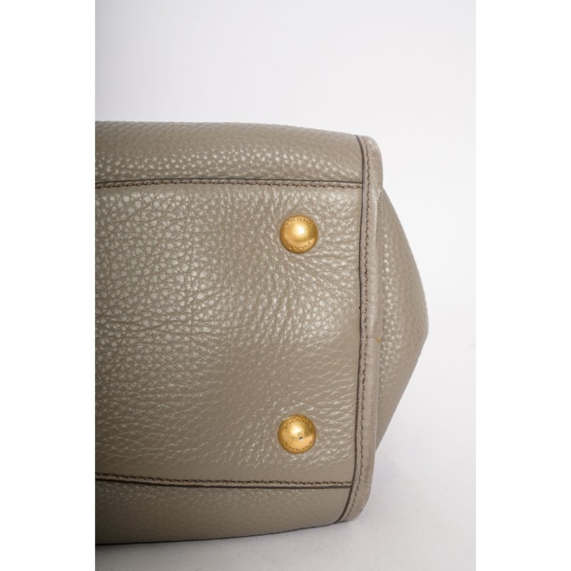 PRADA普拉達Vitello駝色皮革拉鍊托特包-12