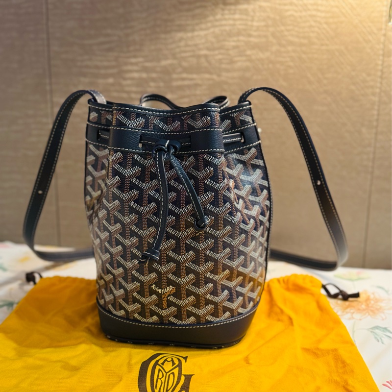 法國🇫🇷GOYARD 經典絕美圖紋輕量水桶包-1