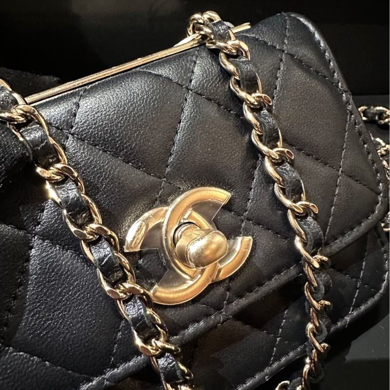 🌷閒置新帶膜！Chanel 香奈兒 trendy cc 橫版 黑金 羊皮 保卡款-1