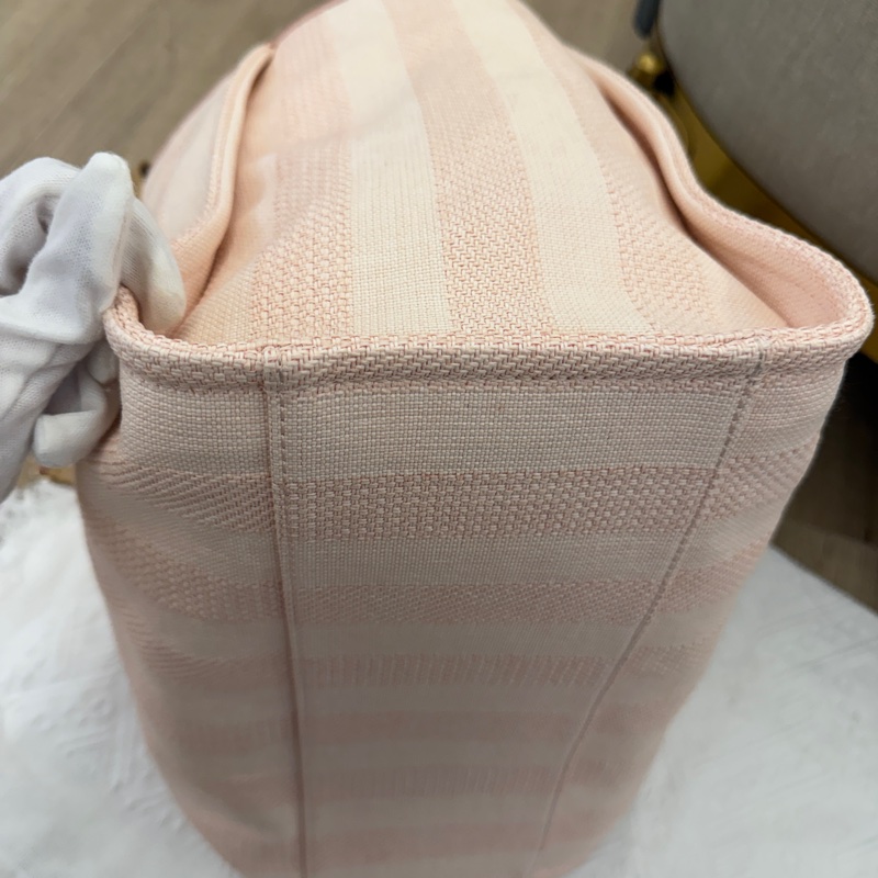 Chanel 粉色沙灘托特包 閒置新❤️-14
