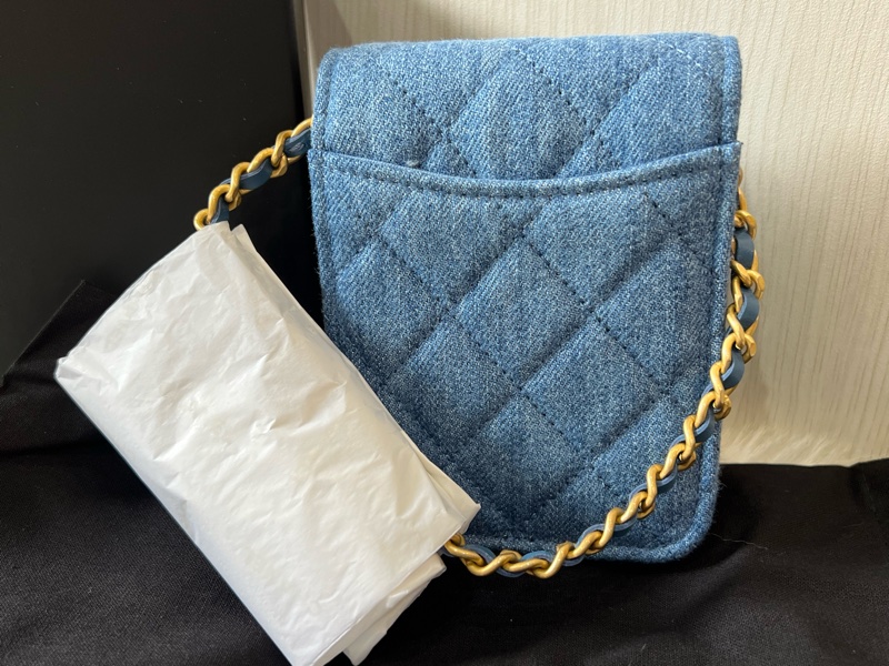 Chanel小香香奈兒牛仔布皮穿鏈斜背包（全新）-2