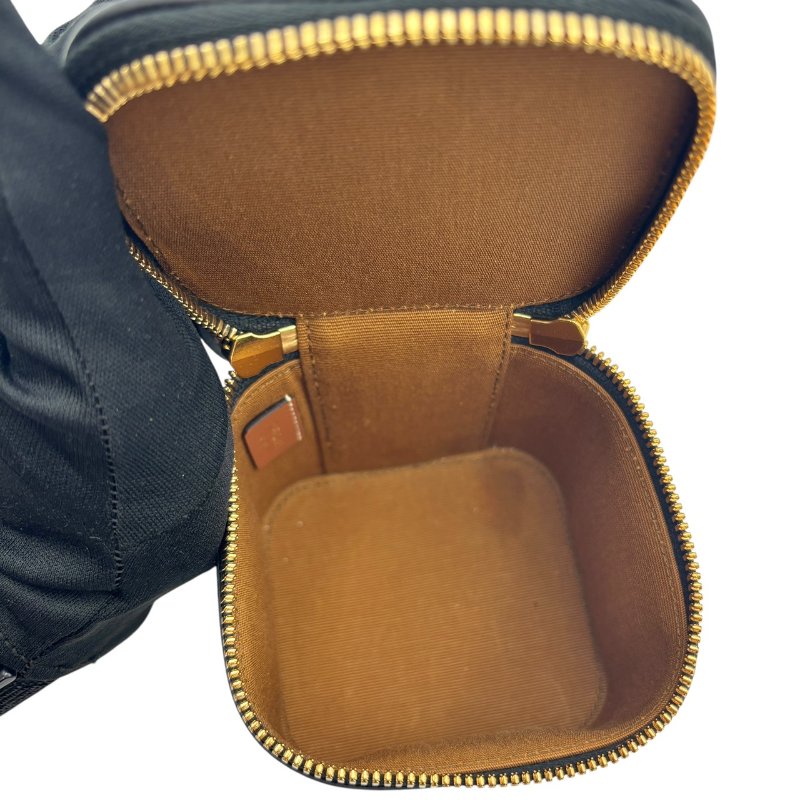 【美收精品】CELINE 老花Mini Vanity B-977【隔月月中將轉賣至日本 上架期限30天】-11