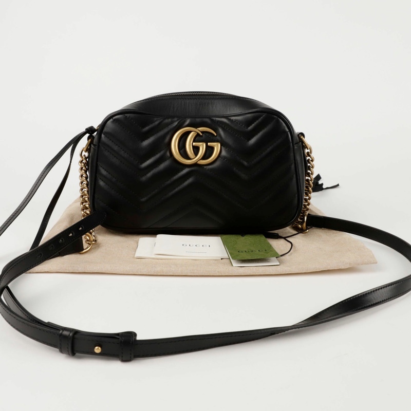 GUCCI 小號 Marmont 馬特拉塞凸紋斜背包 447632-0