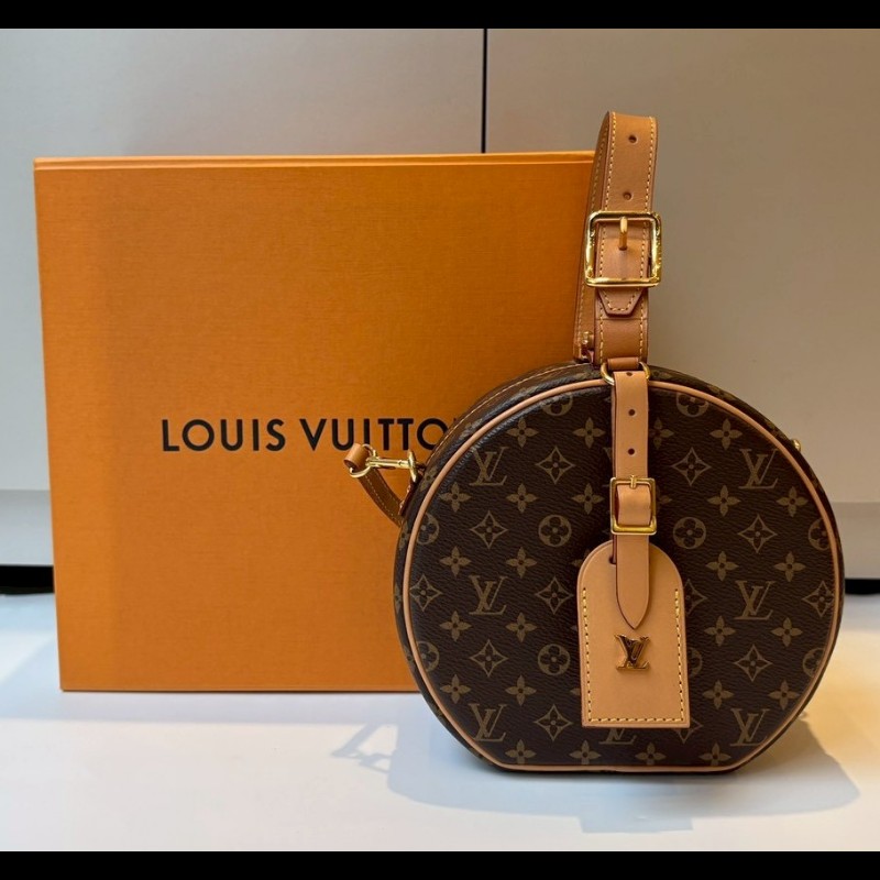 LV 老花金釦圓餅包 小帽盒包 M 43514-0