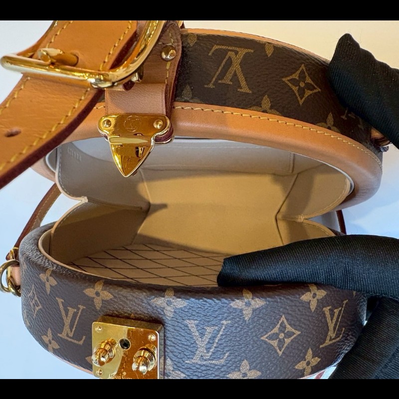 LV 老花金釦圓餅包 小帽盒包 M 43514-22