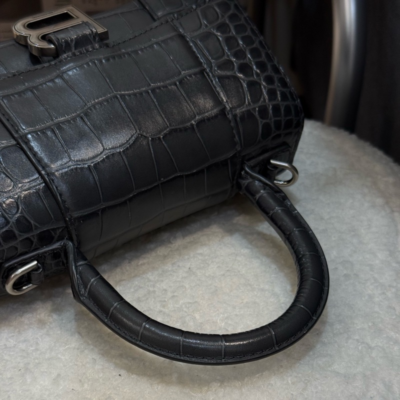 BALENCIAGA Hourglass  鱷魚壓紋沙漏包 XS 黑灰色-13