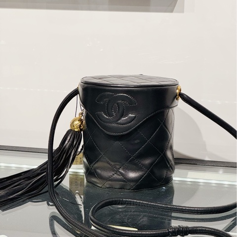 上架中🔑 Chanel vintage流蘇圓筒迷你化妝包