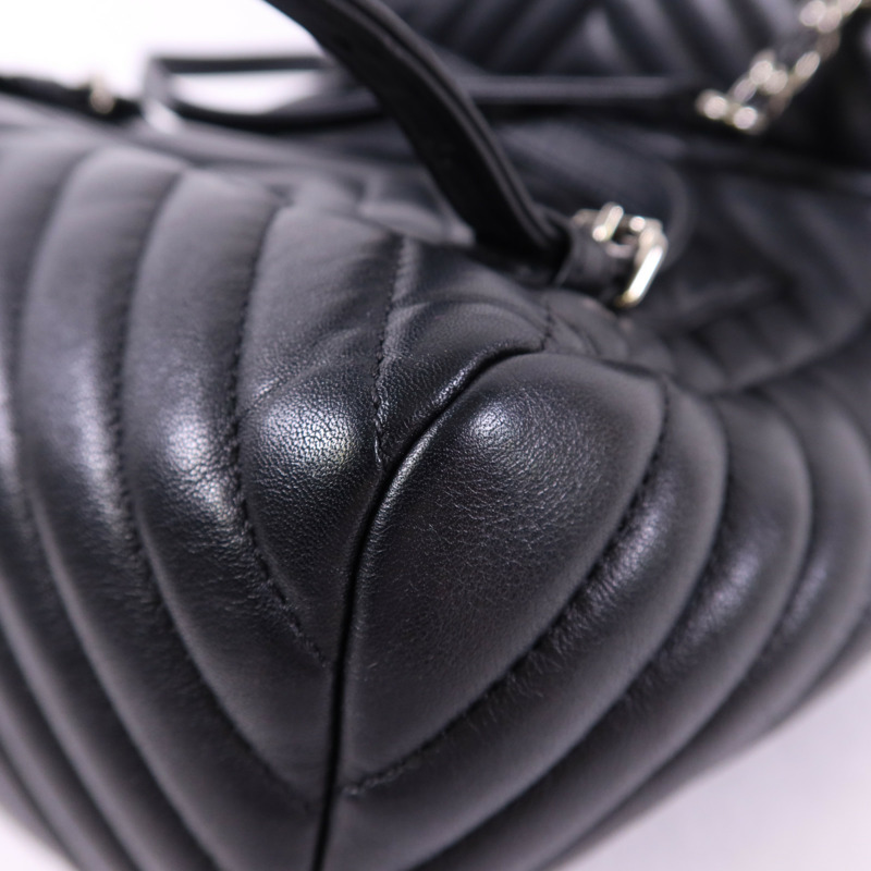 CHANEL 羊皮皮革Backpack銀扣背包-13