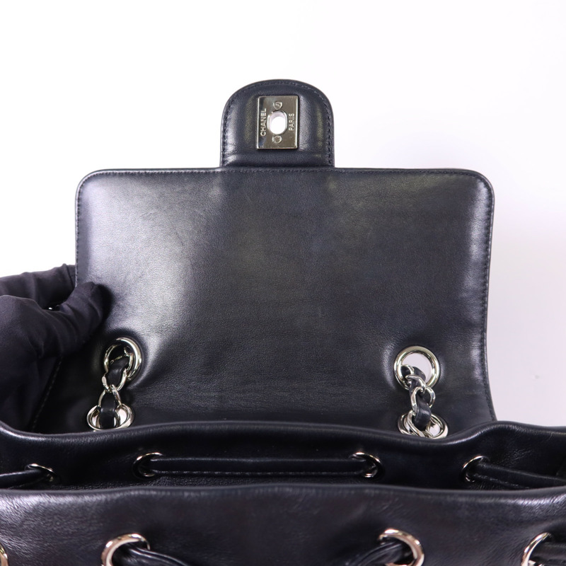 CHANEL 羊皮皮革Backpack銀扣背包-20