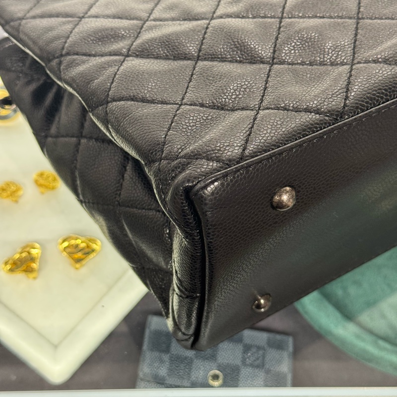 上架中🔑Chanel黑荔枝紋仿舊釦雙鏈托特包-6