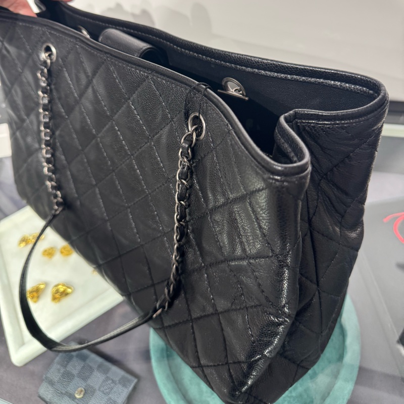 上架中🔑Chanel黑荔枝紋仿舊釦雙鏈托特包-15