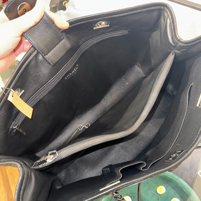 上架中🔑Chanel黑荔枝紋仿舊釦雙鏈托特包-19