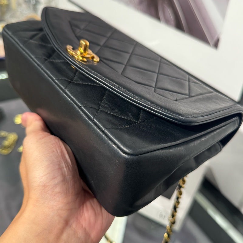 上架中🔑Chanel vintage coco Diana黛妃口蓋鏈包22cm-5