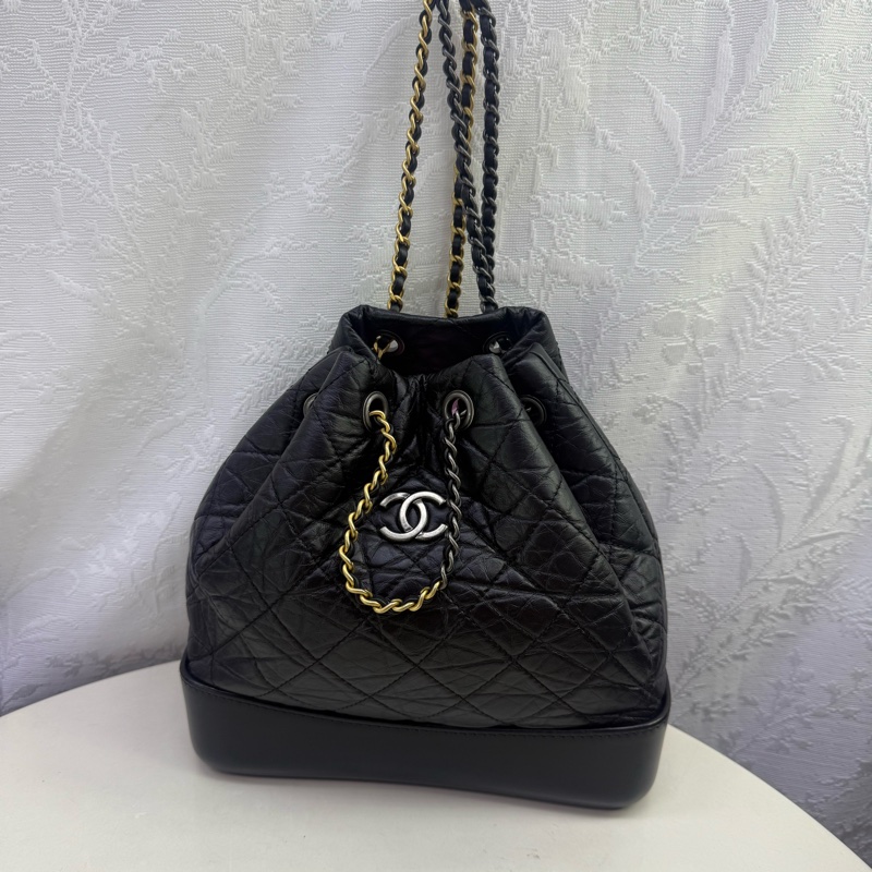 Chanel Gabrielle drawstring 黑復刻牛皮流浪後背包 芯片款-0
