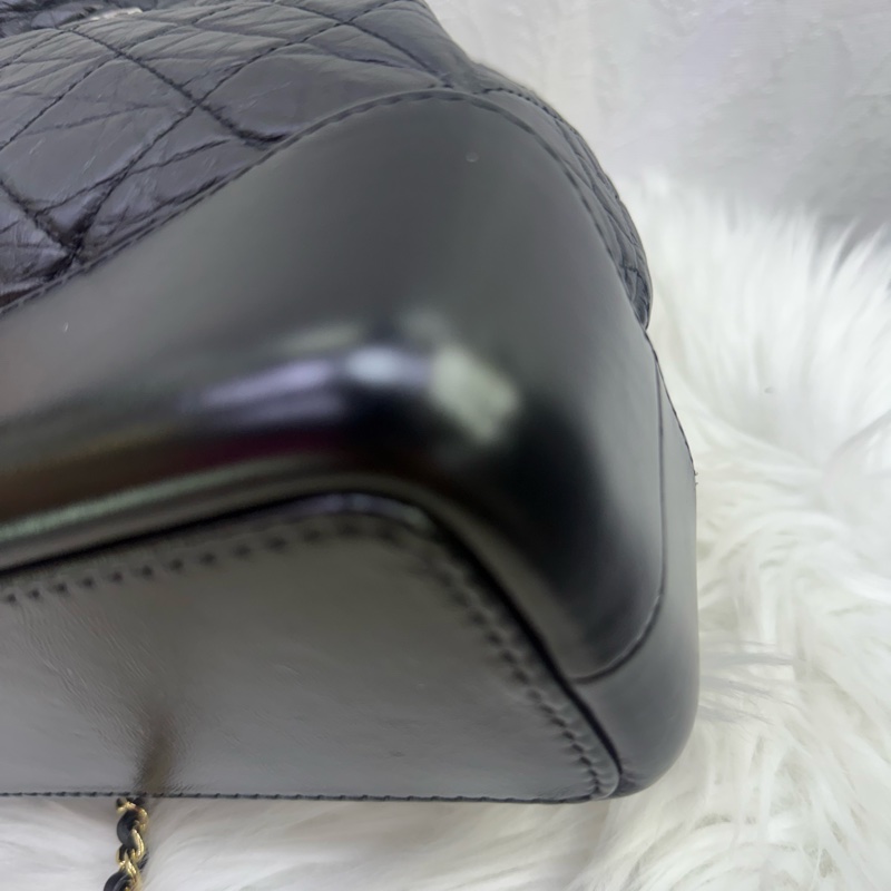 Chanel Gabrielle drawstring 黑復刻牛皮流浪後背包 芯片款-11