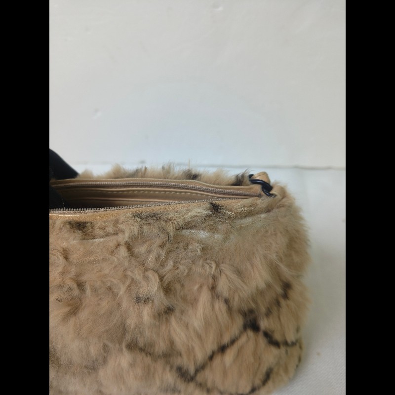 ㊣✨CHANEL✨（贈背帶）香奈兒 老香 小香 奶茶色 毛毛 異材質 稀有 毛毛包 手提包 腋下包 肩背包/二手包/二手精品🌳二手樹屋🌳-16