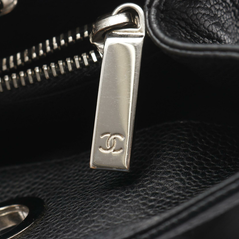 香奈兒 (CHANEL) Matelasse Grand Shopping GST 鏈條手提包，黑色皮革，二手女士 CC-11