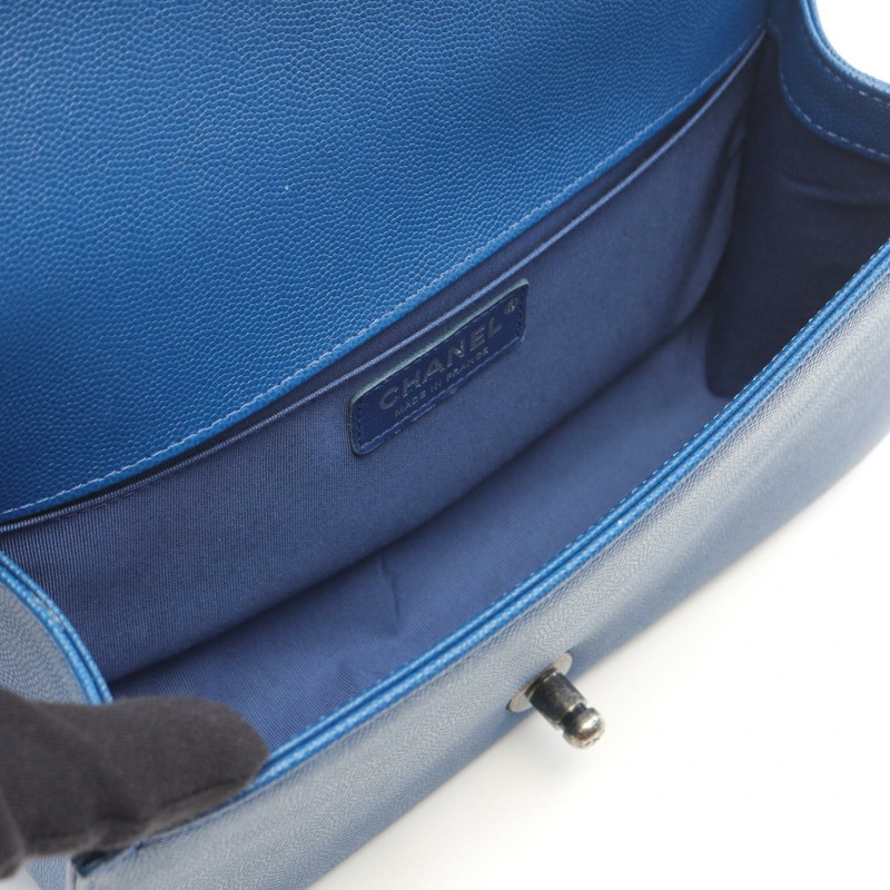 香奈兒 Boy Chanel 鏈條肩背包，粒面小牛皮，藍色，二手，女士 CC-2