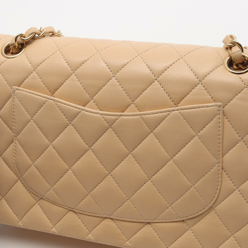 香奈兒 (CHANEL) 絎縫雙蓋鏈條肩背包，羊皮材質，米色，金色五金，二手 CC-7