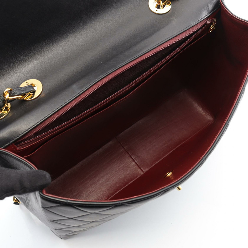 香奈兒 Jumbo Matelasse 單翻蓋鏈條肩背包，羊皮材質，黑色，二手 CC-2