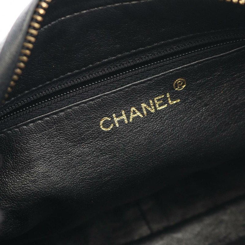 香奈兒 V 字形縫線鏈條單肩背包，羊皮材質，黑色，二手，斜背包，金色五金-3