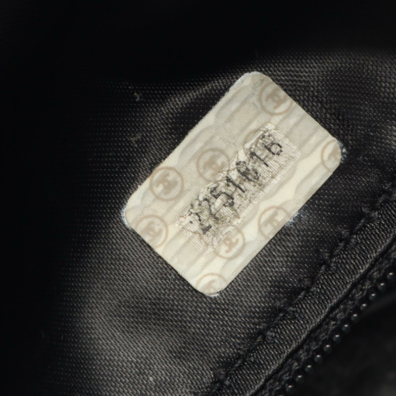 香奈兒 V 字形縫線鏈條單肩背包，羊皮材質，黑色，二手，斜背包，金色五金-4