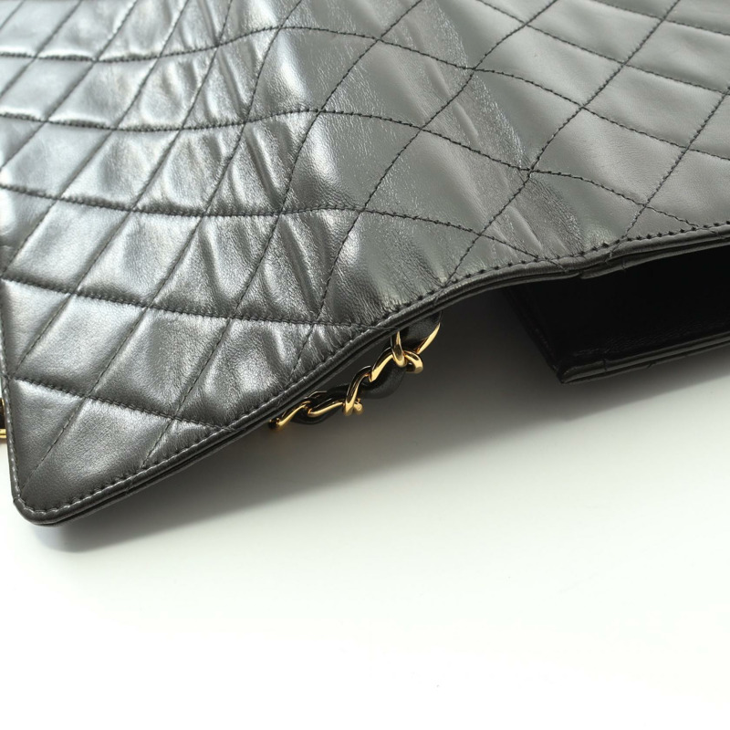 香奈兒 (CHANEL) Matelasse 單蓋肩背包，羊皮材質，黑色，二手，金色五金，CC-9