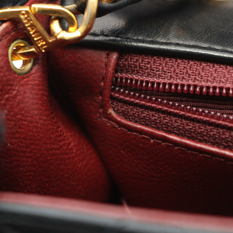 香奈兒 (CHANEL) 迷你絎縫 20 鏈條肩背包，羊皮材質，黑色，二手，金色五金 CC-5